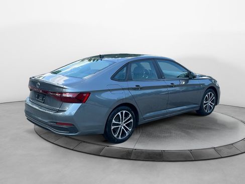 Used 2026 Volkswagen Jetta Sport FWD image 7