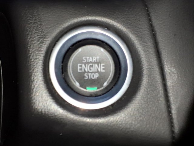 Used 2023 Chevrolet Tahoe LT w/ LT Signature Package AWD/4WD image 23