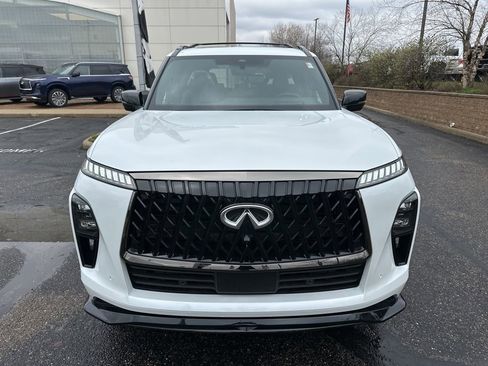 New 2026 INFINITI QX80 4WD w/ Sport Exterior Package image 10