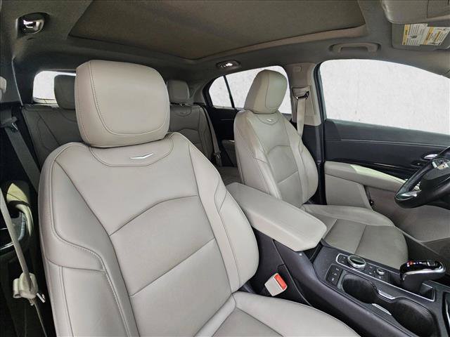 Used 2020 Cadillac XT4 Premium Luxury w/ Driver Assist Package AWD/4WD image 14