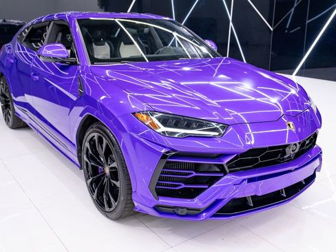 Used 2022 Lamborghini Urus AWD/4WD image 7