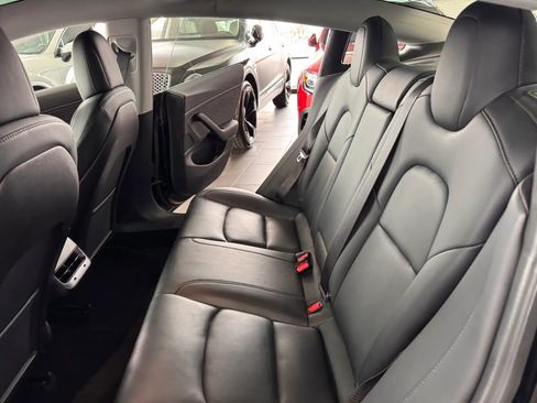 Used 2018 Tesla Model 3 Long Range image 18