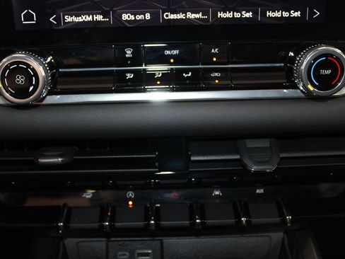 Used 2024 GMC Canyon Elevation w/ Trailering Package RWD image 38