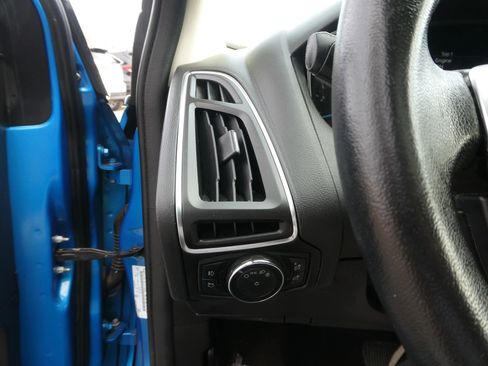 Used 2014 Ford Focus Titanium image 18