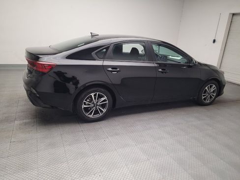 Used 2023 Kia Forte LXS w/ LXS Technology Package FWD image 10