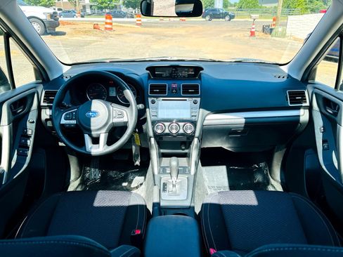 Used 2017 Subaru Forester 2.5i Premium w/ All-Weather Package image 45