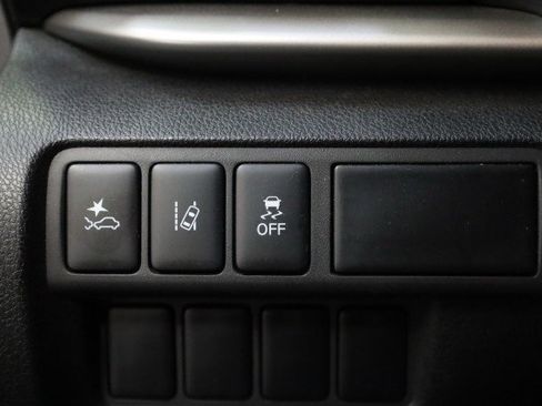 Used 2023 Mitsubishi Eclipse Cross SE image 18