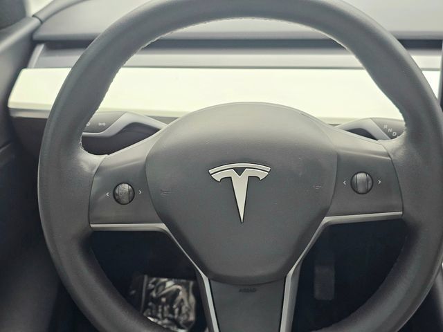 Used 2021 Tesla Model Y Long Range AWD/4WD image 34
