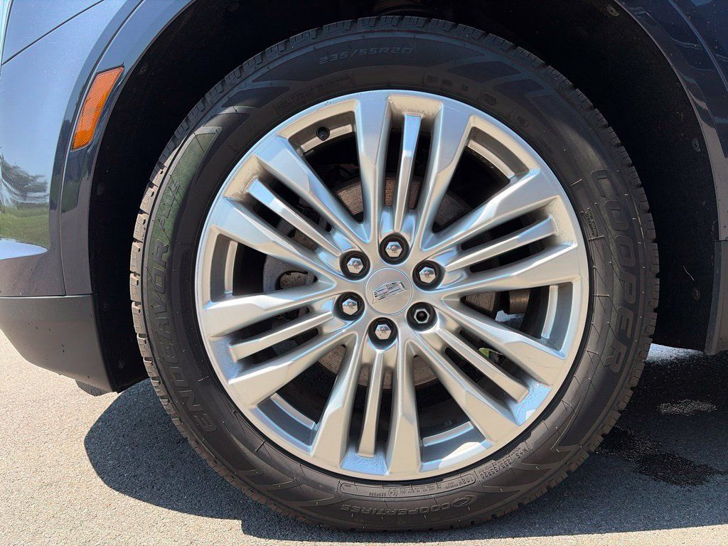 Used 2018 Cadillac XT5 Premium Luxury AWD/4WD image 21