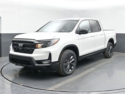 New 2026 Honda Ridgeline Sport image 5