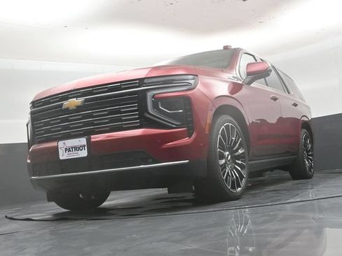 Used 2025 Chevrolet Tahoe High Country AWD/4WD image 48