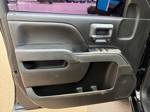 Used 2019 Chevrolet Silverado 1500 LT AWD/4WD image 16