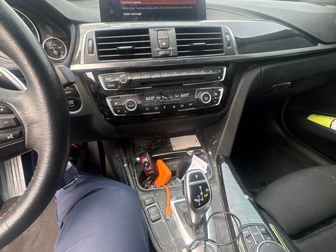 Used 2018 BMW 330i Sedan RWD image 4