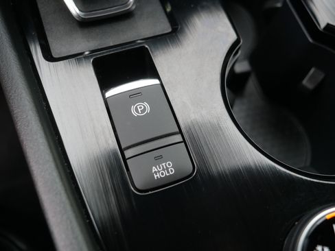 Certified 2023 Nissan Rogue SV w/ SV Premium B Package AWD/4WD image 32