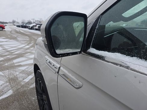 Used 2024 Lincoln Navigator Reserve w/ Equipment Group 201A image 8