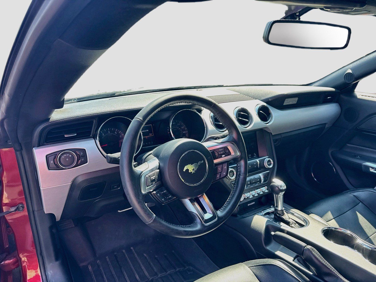 Used 2017 Ford Mustang GT Premium RWD image 9