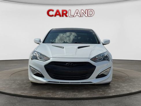 Used 2014 Hyundai Genesis 2.0T RWD image 8