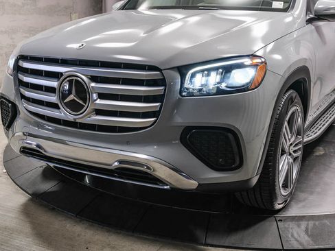 Certified 2024 Mercedes-Benz GLS 450 4MATIC image 11