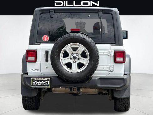 Used 2018 Jeep Wrangler Unlimited Sport AWD/4WD image 5