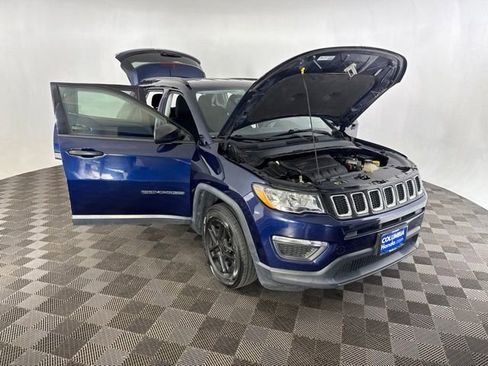 Used 2018 Jeep Compass Sport w/ Tech Group FWD image 15