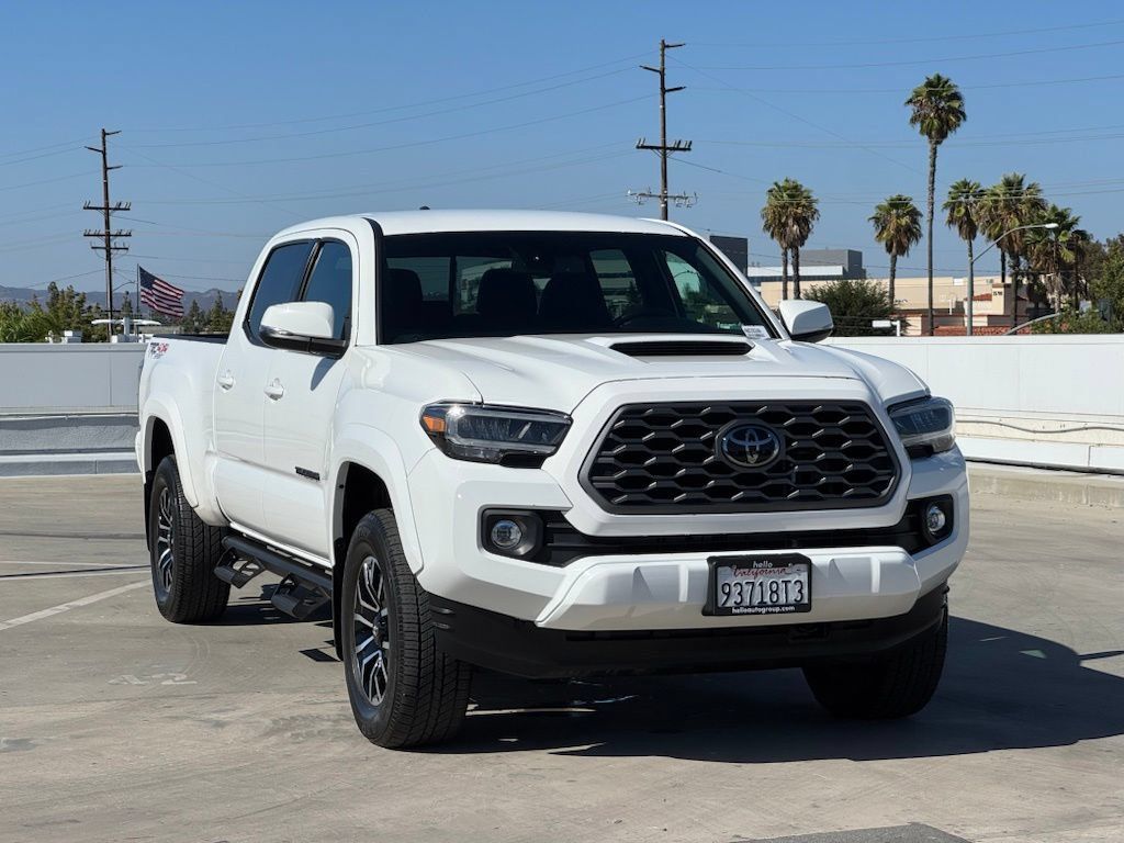 Used 2023 Toyota Tacoma TRD Sport w/ Black Out Package (TMS) AWD/4WD image 2