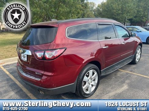 Used 2017 Chevrolet Traverse Premier image 5