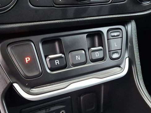 Certified 2020 GMC Terrain SLT w/ Preferred Package FWD image 15