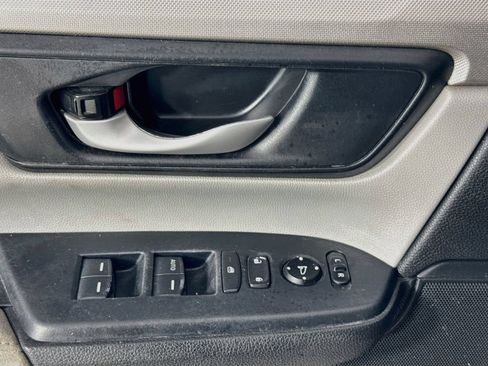 Used 2020 Honda CR-V LX image 20