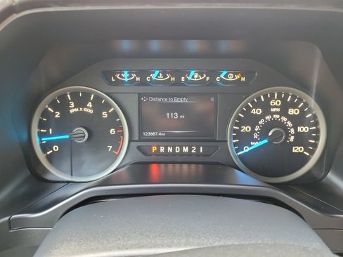Used 2016 Ford F150 XLT w/ Equipment Group 302A Luxury RWD image 20