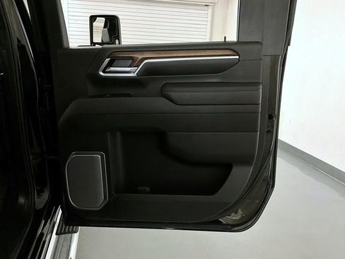 Certified 2026 Chevrolet Silverado 3500 High Country w/ High Country Premium Package image 17