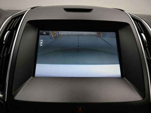 Used 2015 Ford Edge Titanium w/ Equipment Group 302A image 18