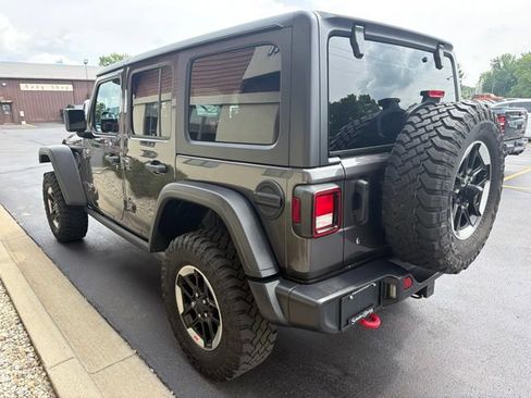 Used 2020 Jeep Wrangler Unlimited Rubicon w/ Cold Weather Group AWD/4WD image 12