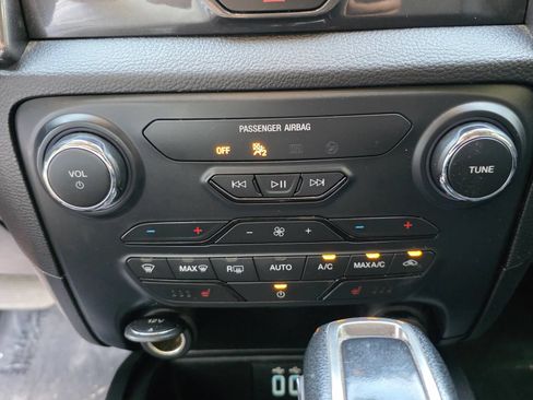 Used 2019 Ford Ranger Lariat w/ Equipment Group 501A Mid AWD/4WD image 16