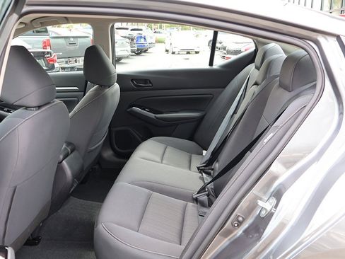 Used 2023 Nissan Altima 2.5 SV image 33