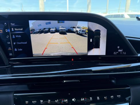 Certified 2022 Cadillac Escalade Premium Luxury Platinum image 25