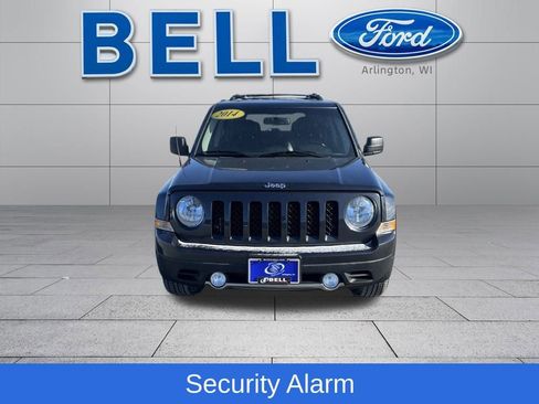 Used 2014 Jeep Patriot Limited w/ Sun/Sound Group image 10