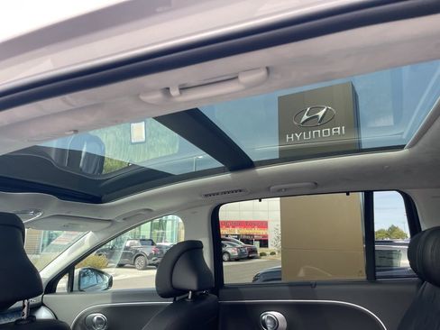 New 2026 Hyundai Ioniq 9 Calligraphy AWD/4WD image 17