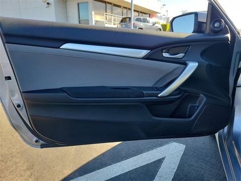 Certified 2017 Honda Civic EX-T image 12