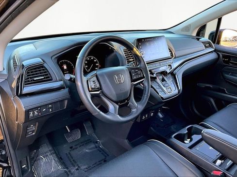 Certified 2025 Honda Odyssey Elite image 12