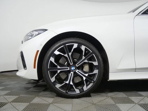 Certified 2025 BMW 330i Sedan image 7