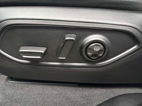 New 2025 Jeep Grand Cherokee L Altitude image 25