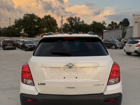 Used 2015 Chevrolet Trax LT w/ LT Sun and Sound Package image 5