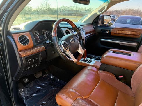 Used 2015 Toyota Tundra 1794 Edition image 10