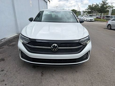 Used 2024 Volkswagen Jetta Sport FWD image 2