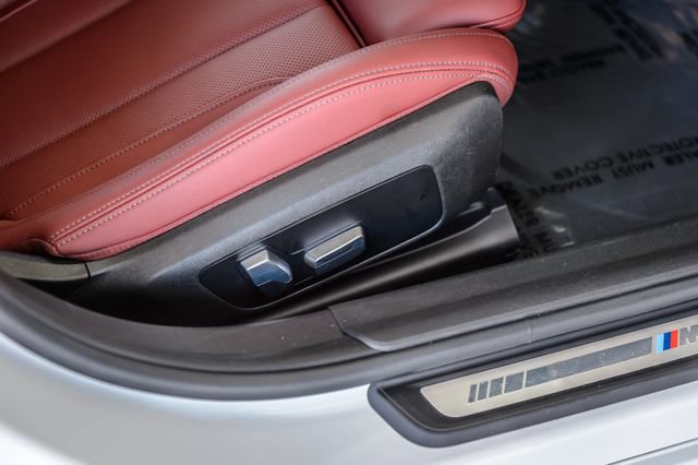 Used 2022 BMW 330i Sedan w/ M Sport Package RWD image 26
