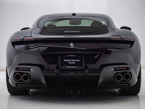 Used 2022 Ferrari Roma RWD image 8