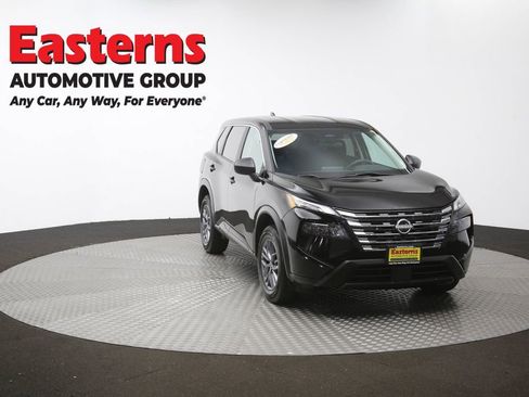 Used 2024 Nissan Rogue S AWD/4WD image 54