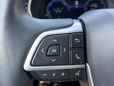 Certified 2025 Toyota Highlander Platinum AWD/4WD image 26
