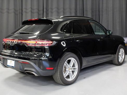 Used 2025 Porsche Macan image 7