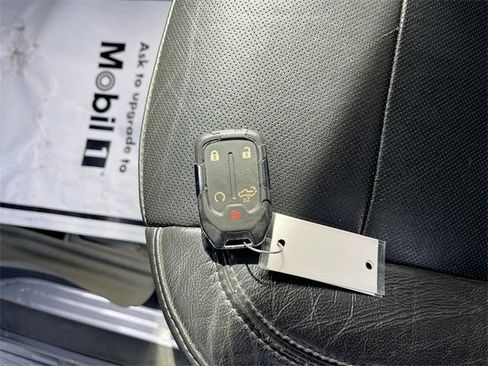 Used 2020 GMC Sierra 1500 SLT image 33